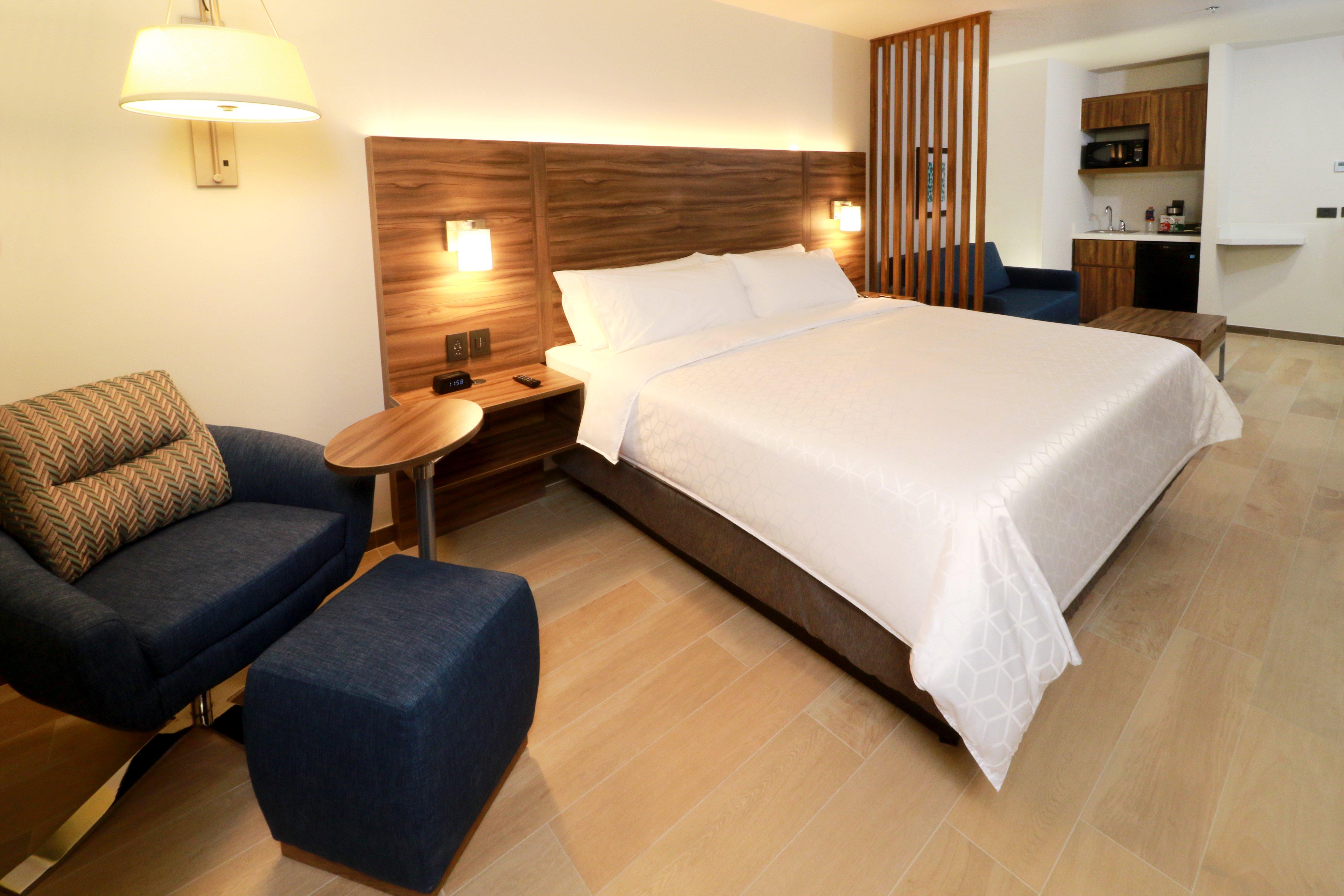 Holiday Inn Express & Suites - Playa Del Carmen, An Ihg Hotel Экстерьер фото